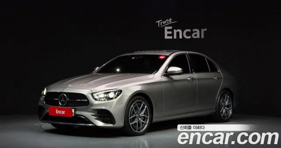Mercedes-Benz E-Class 