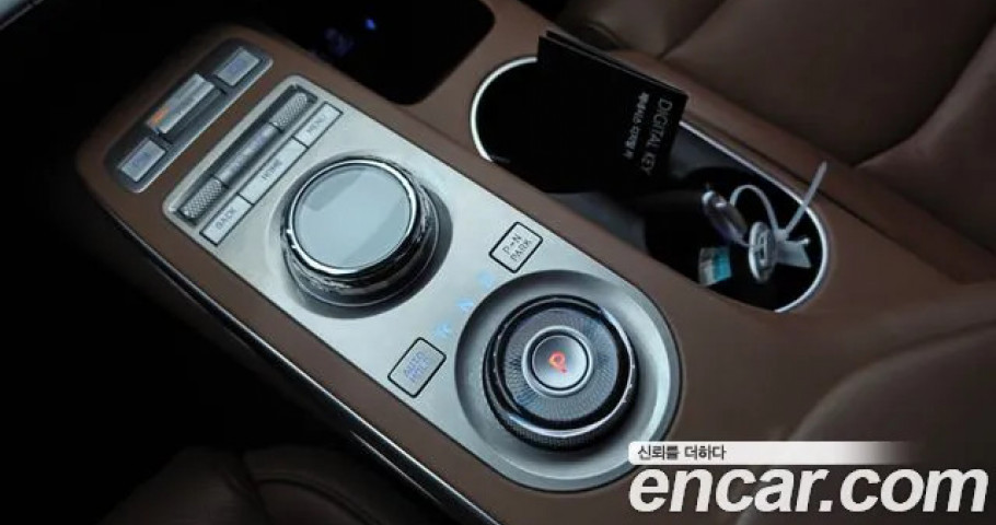 Genesis Gv70 