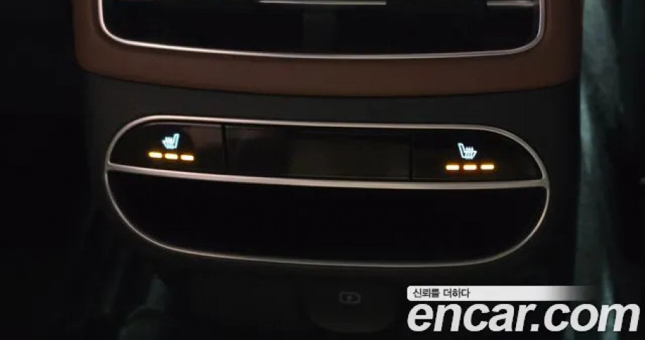 Genesis Gv70 