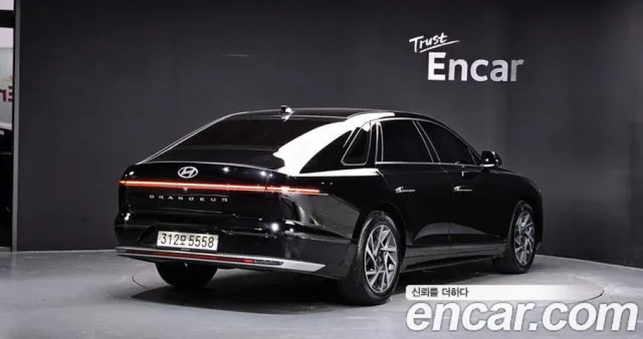 Hyundai Grandeur 