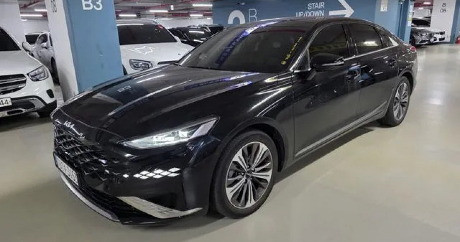 Kia K8 
