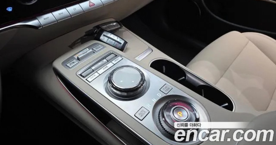 Genesis Gv70 