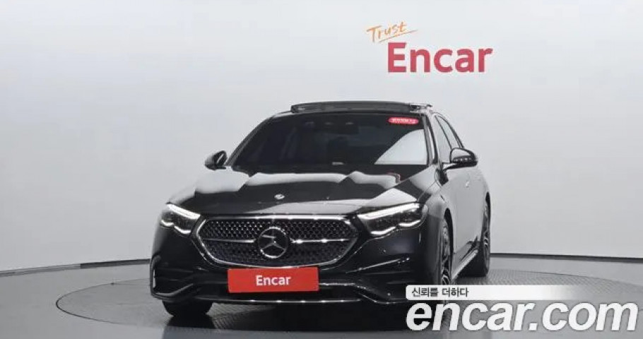 Mercedes-Benz E-Class 