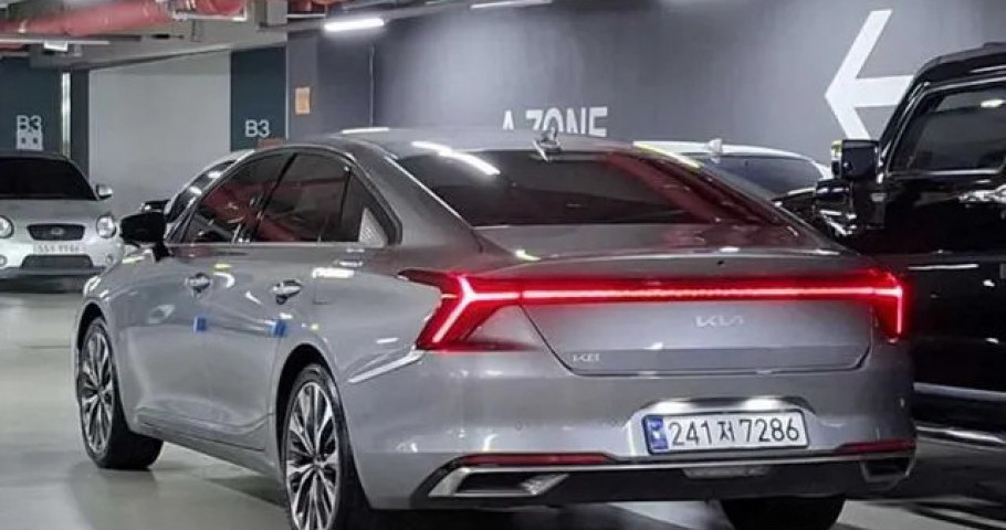Kia K8 