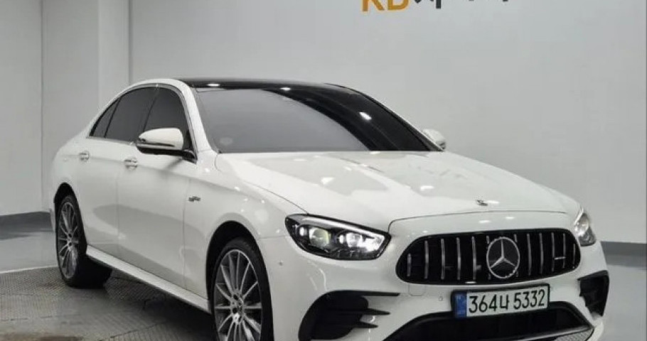 Mercedes-Benz E-Class 