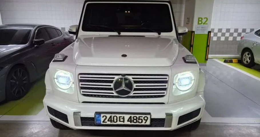 Mercedes-Benz G-Class 