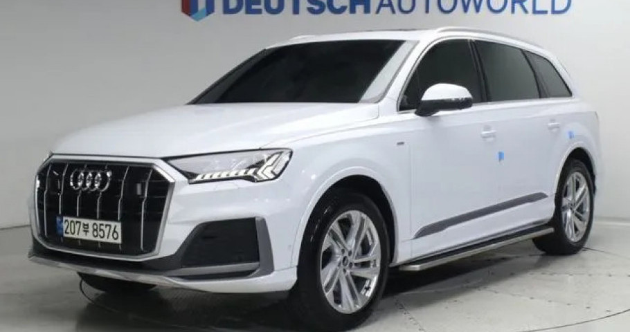 Audi Q7 