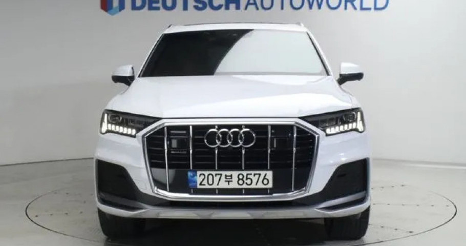 Audi Q7 