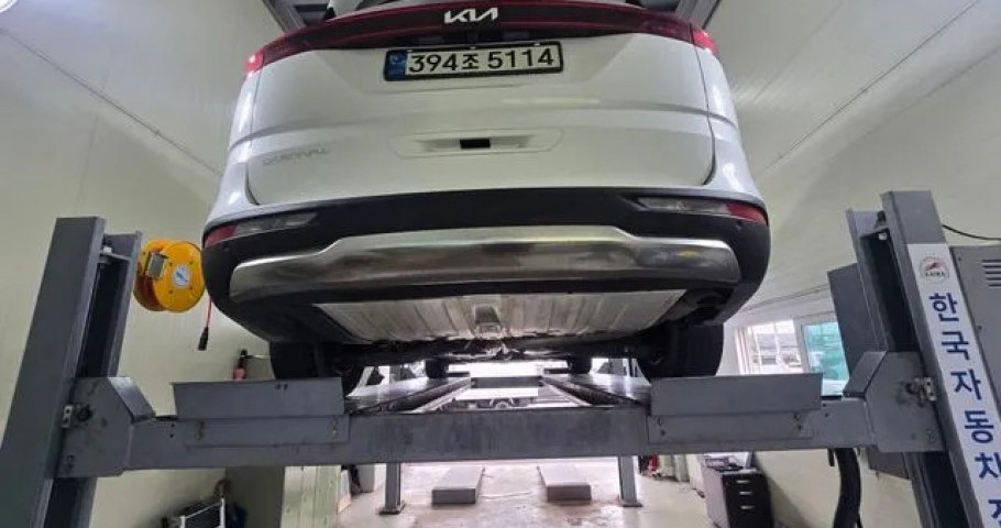 Kia Carnival 