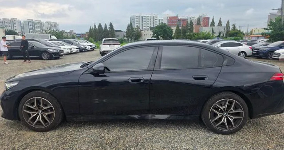 Bmw 5-Series 