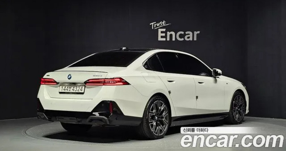 Bmw 5-Series 
