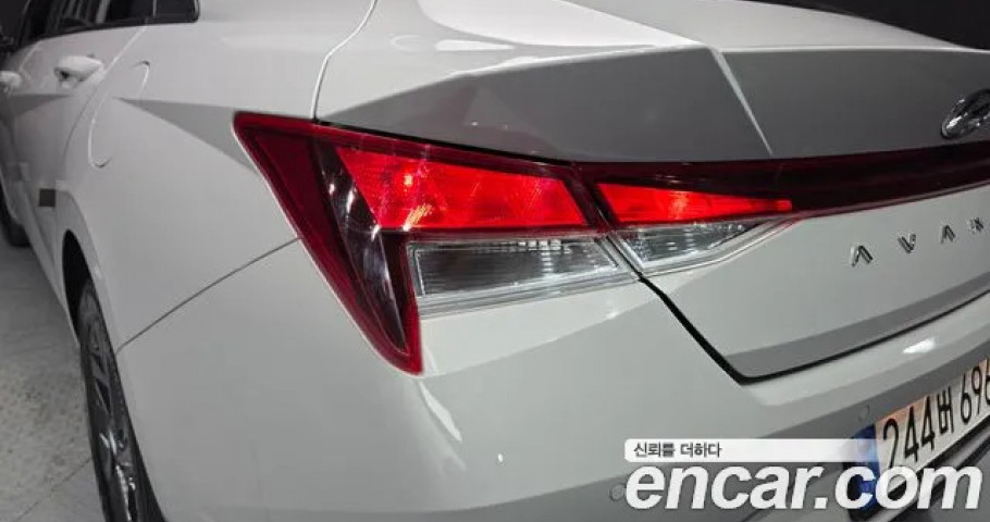 Hyundai Avante (Elantra) 