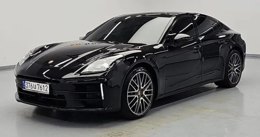 Porsche Panamera 