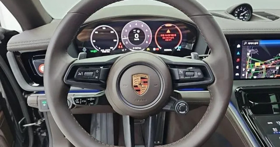 Porsche Panamera 