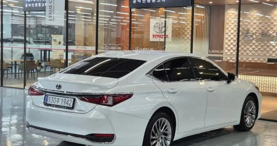 Lexus Es 