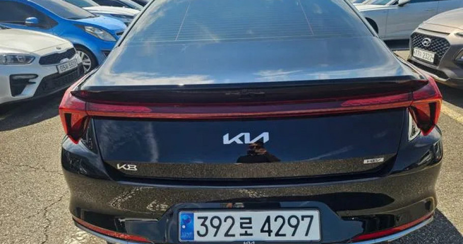 Kia K8 