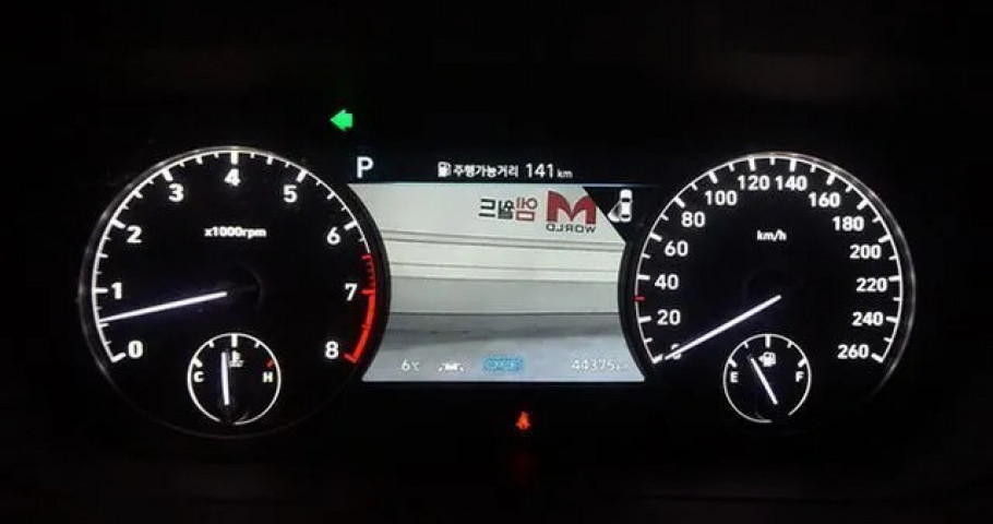 Genesis G90 