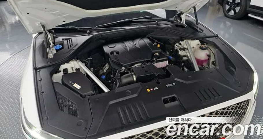 Genesis Gv70 