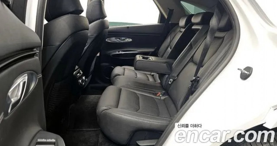 Genesis Gv70 