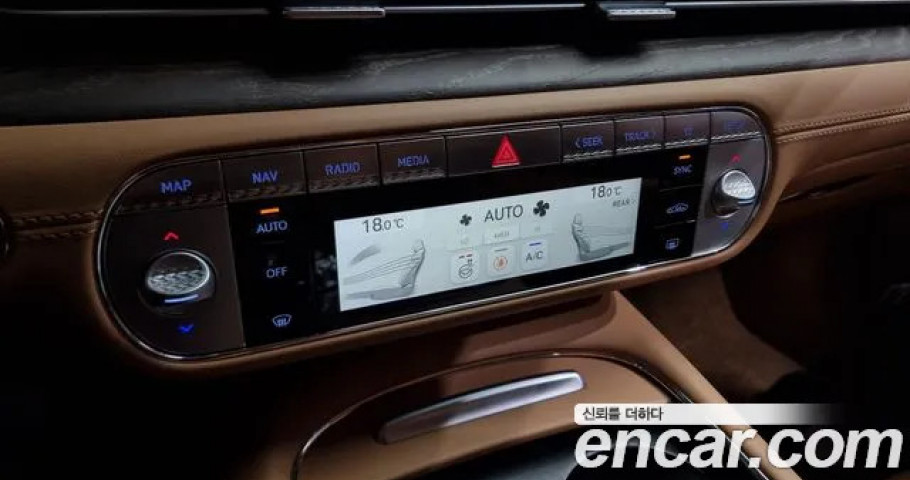 Genesis G90 