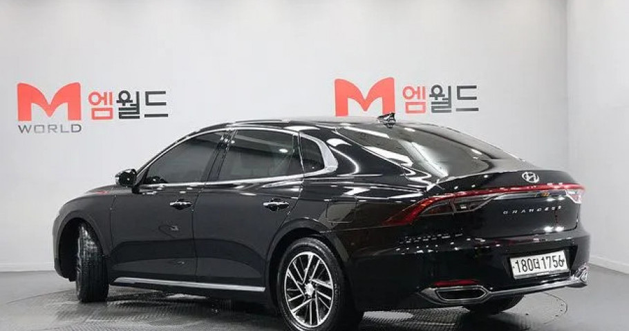 Hyundai Grandeur 