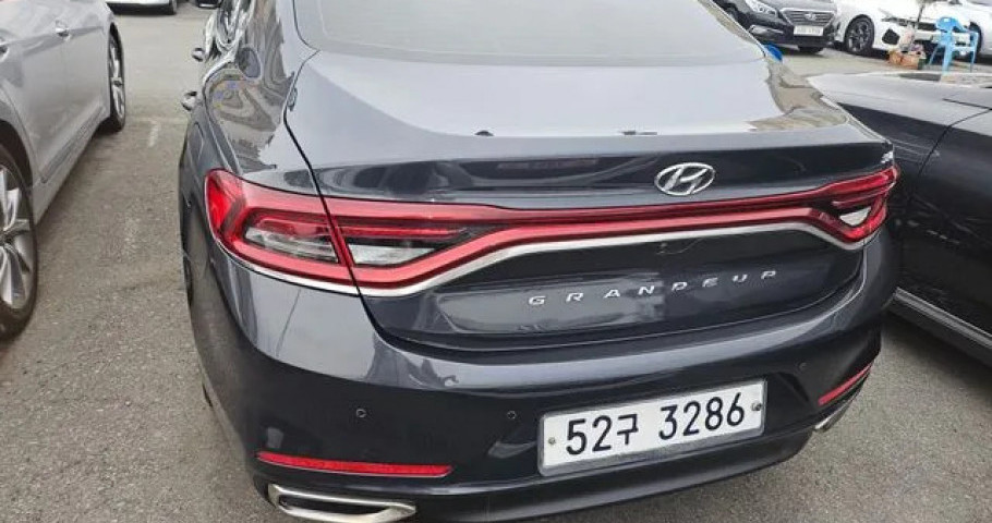 Hyundai Grandeur 