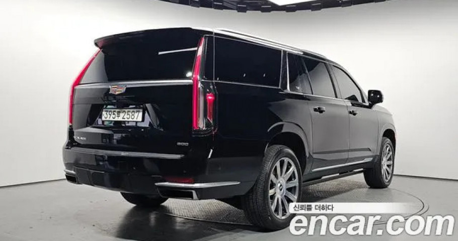 Cadillac Escalade 