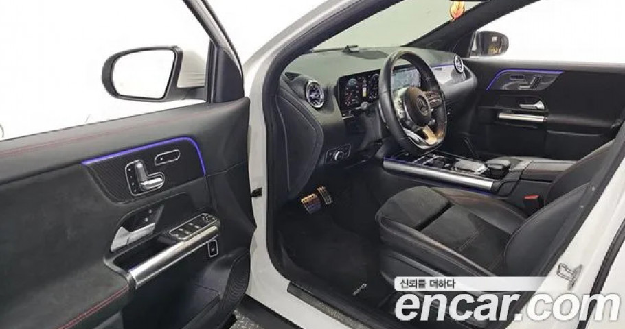 Mercedes-Benz GLA-Class 