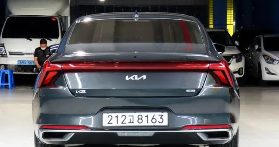 Kia K8 