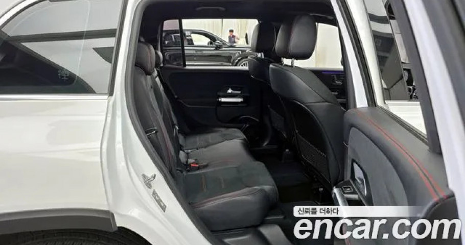 Mercedes-Benz GLB-Class 