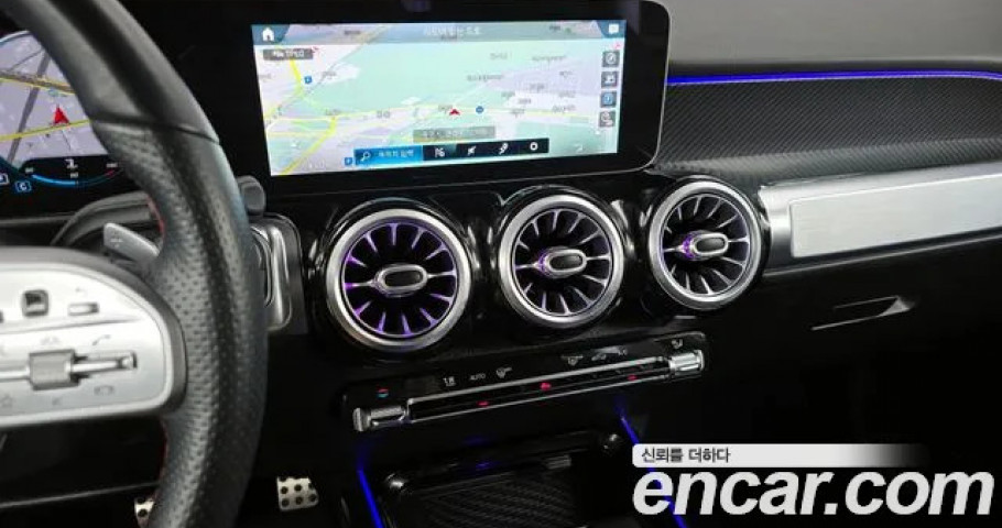 Mercedes-Benz GLB-Class 