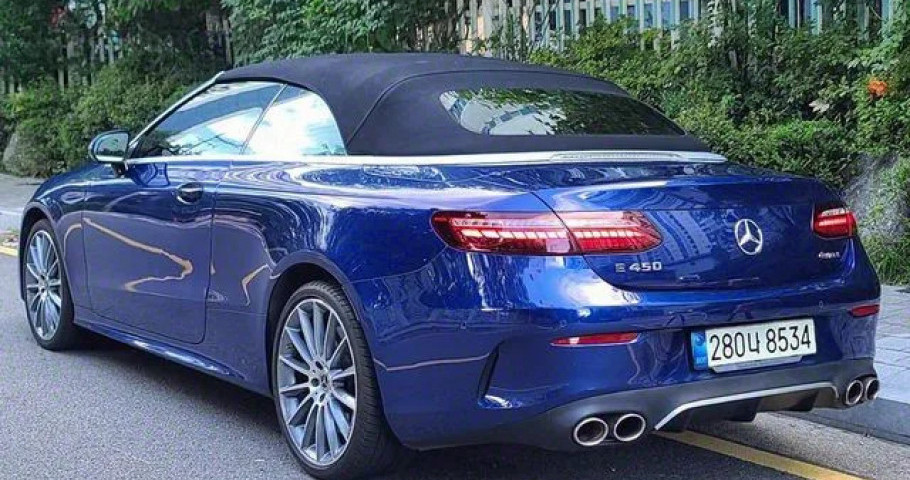 Mercedes-Benz E-Class 