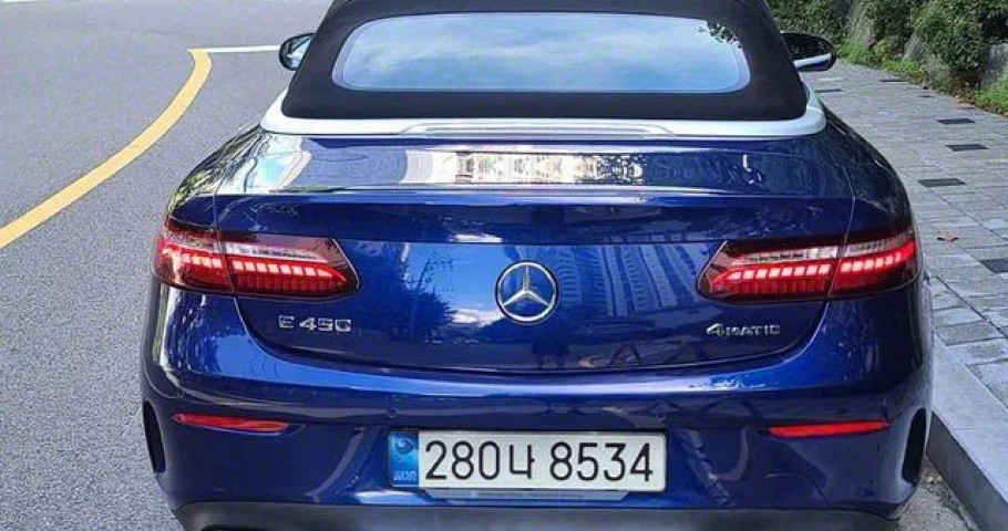 Mercedes-Benz E-Class 