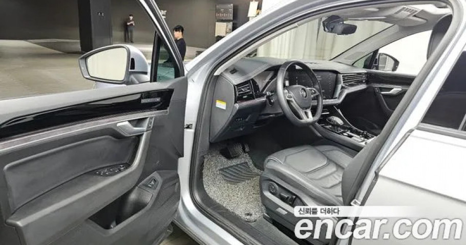 Volkswagen Touareg 