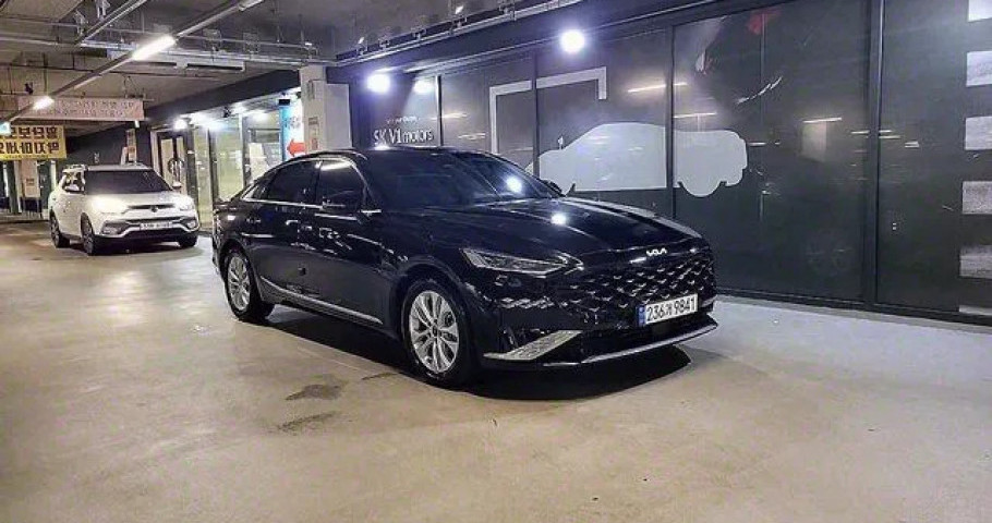Kia K8 