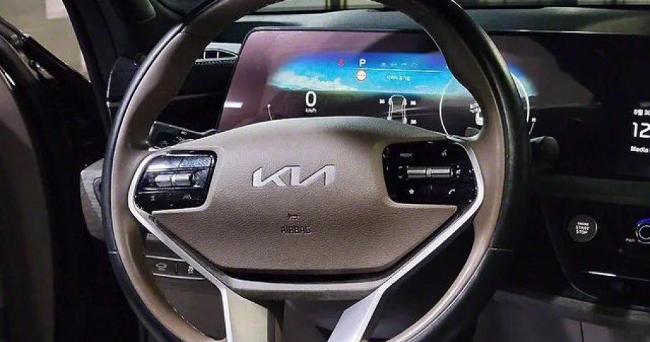 Kia K8 
