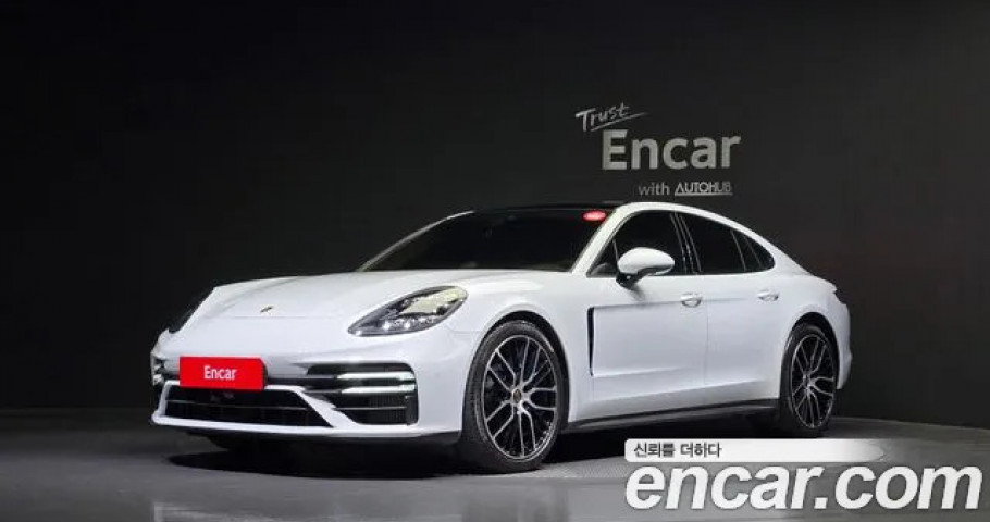 Porsche Panamera 