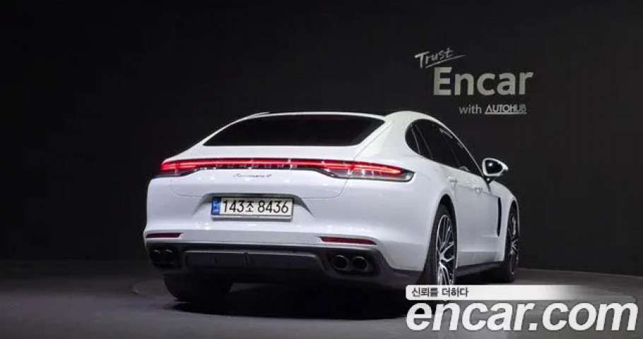 Porsche Panamera 