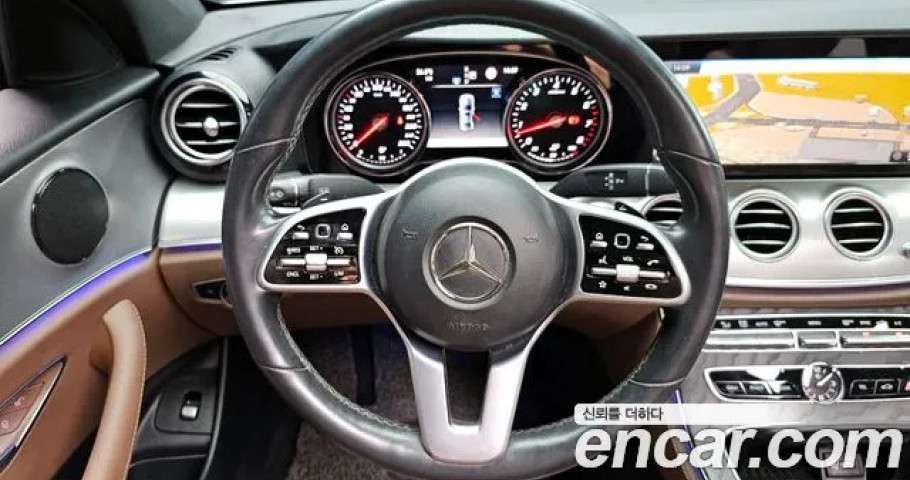 Mercedes-Benz E-Class 