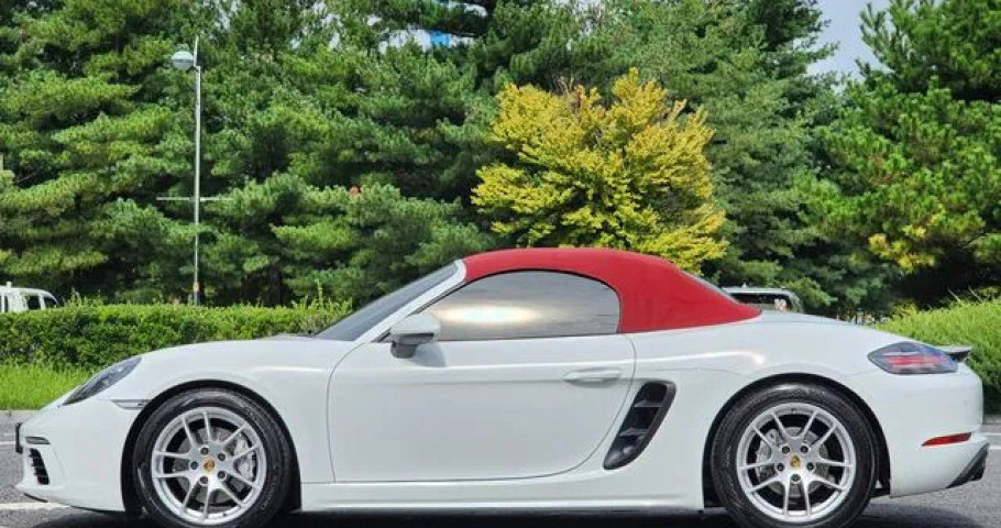 Porsche 718 