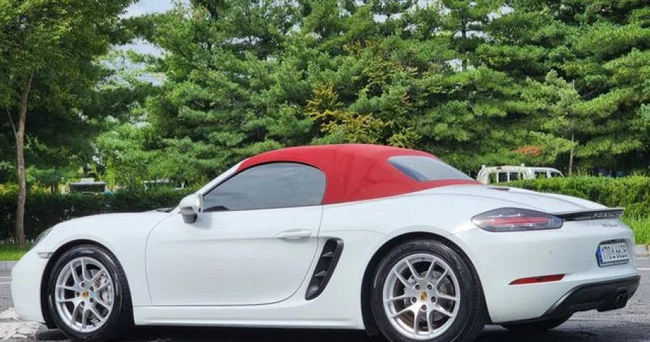 Porsche 718 