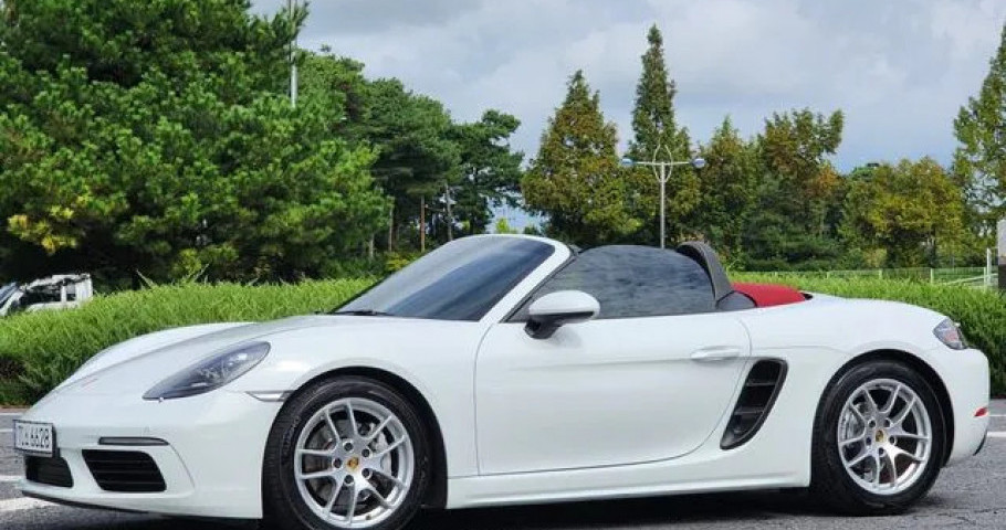 Porsche 718 