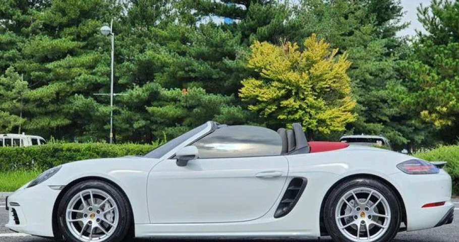 Porsche 718 