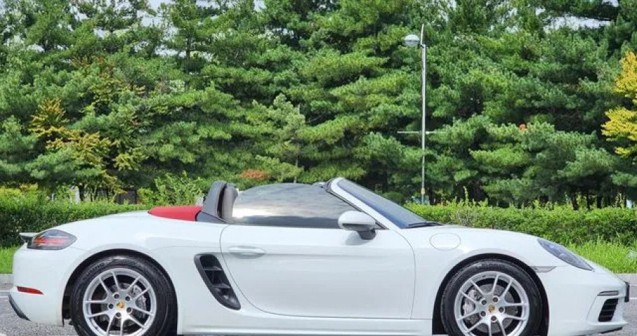Porsche 718 