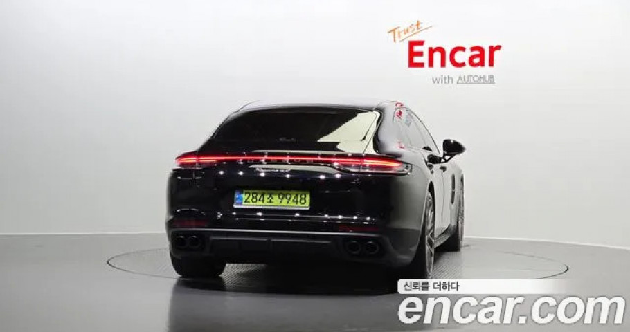 Porsche Panamera 