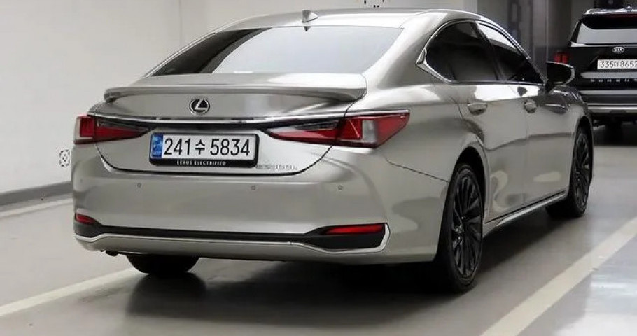 Lexus Es 