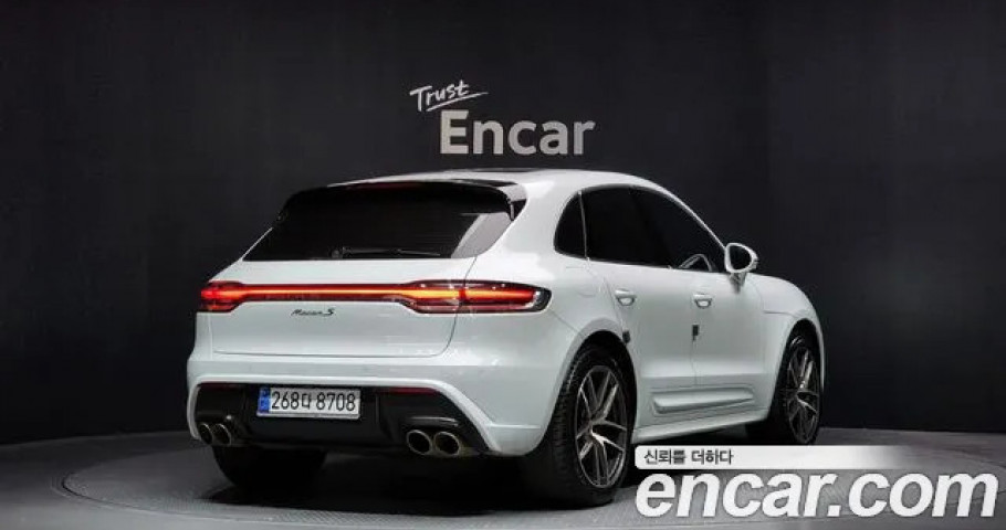 Porsche Macan 