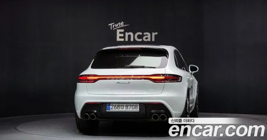 Porsche Macan 