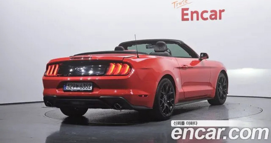 Ford Mustang 