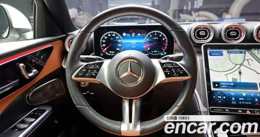 Mercedes-Benz C-Class 